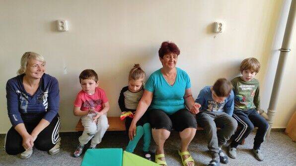 Poznáváme tělocvičnu :)