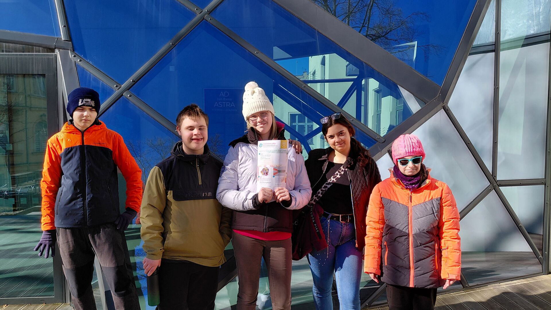 Cesta kolem světa za šperky