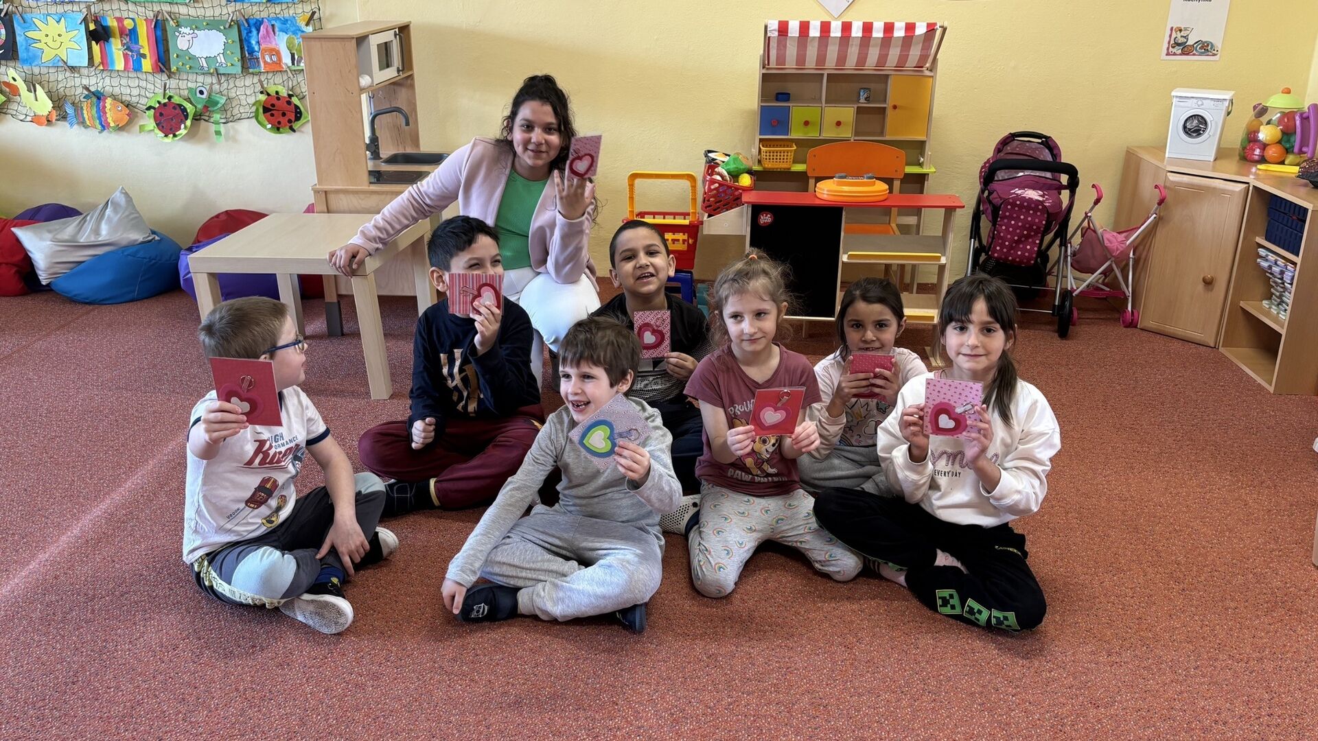 MDŽ - vyrábíme dáreček pro maminky a babičky