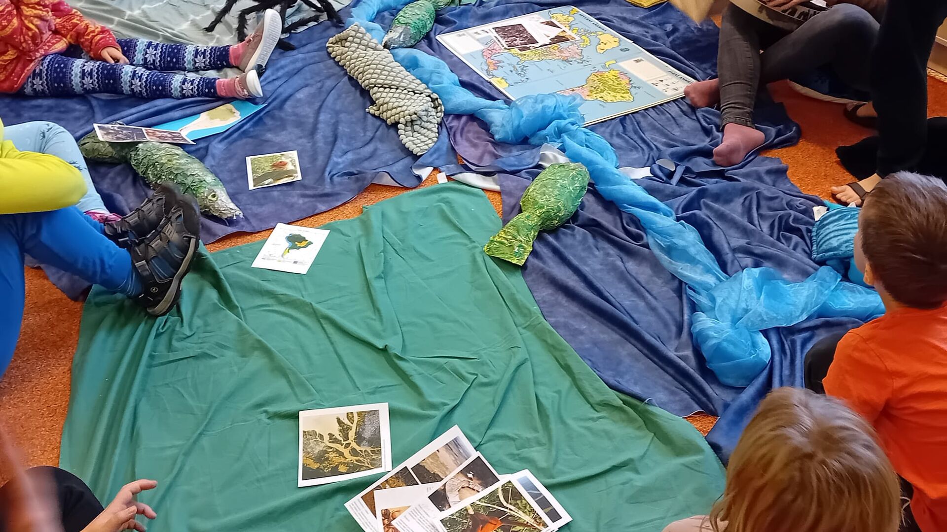 Se spolužáky na návštěvě v Amazonii