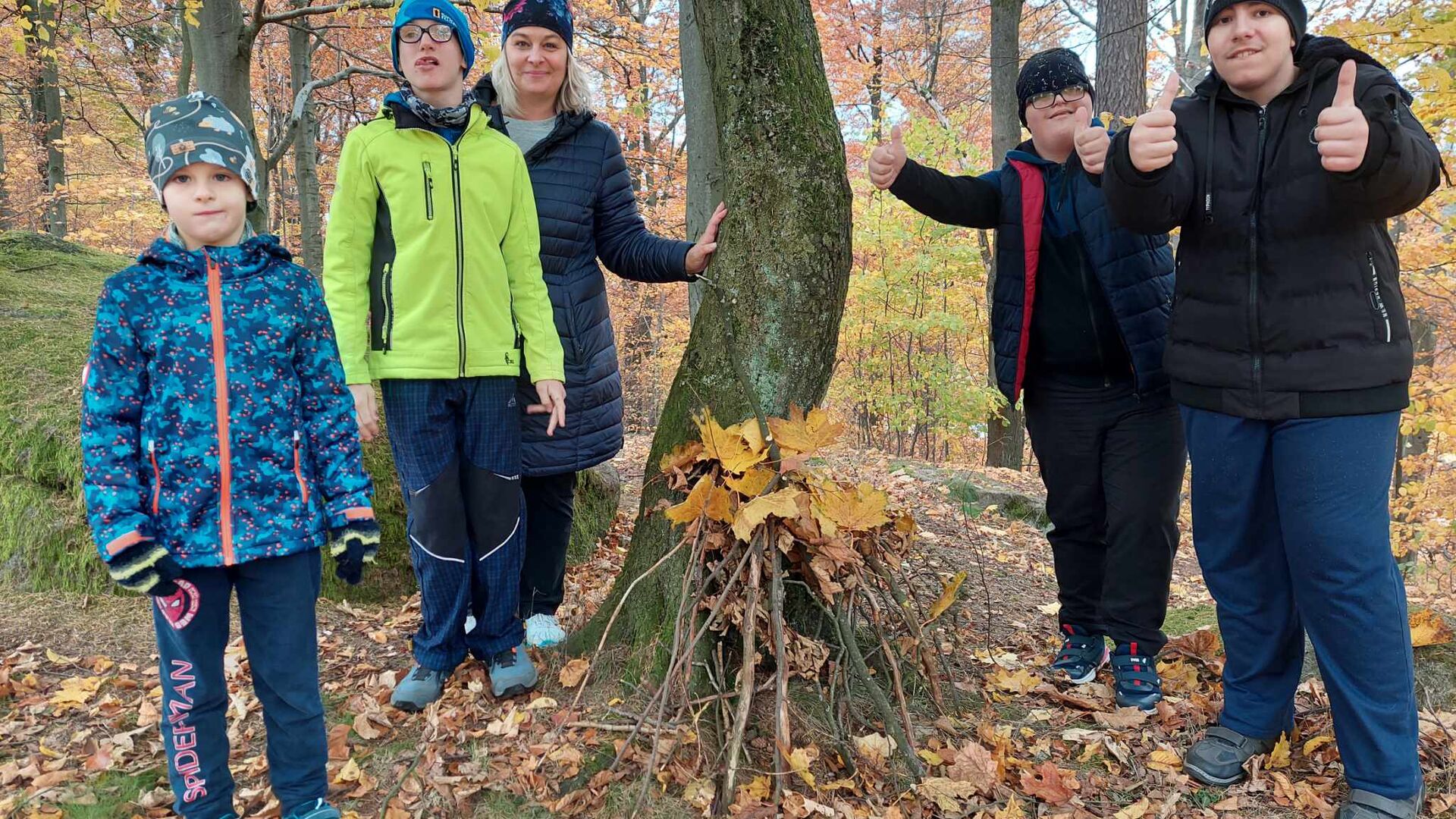 Jak jsme postavili skřítkovi domeček...